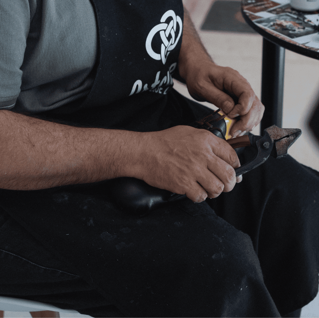 Image for: Demostración de artesanía en cuero con Artcuero