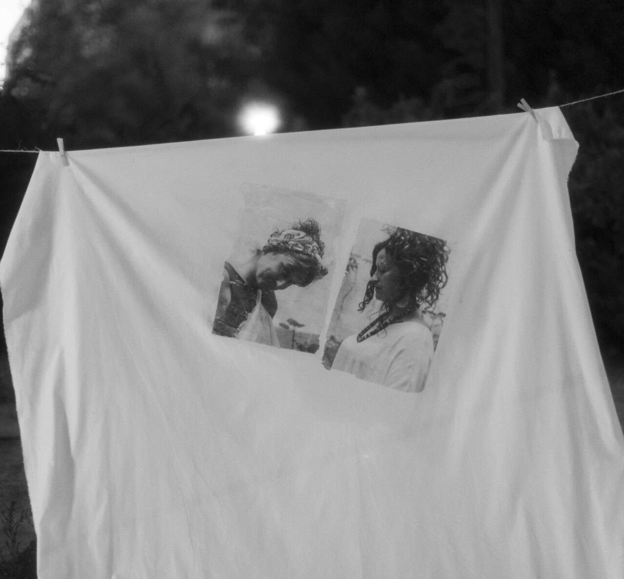 Image for: Raíces Migrantes – Exposición fotográfica y plástica documental