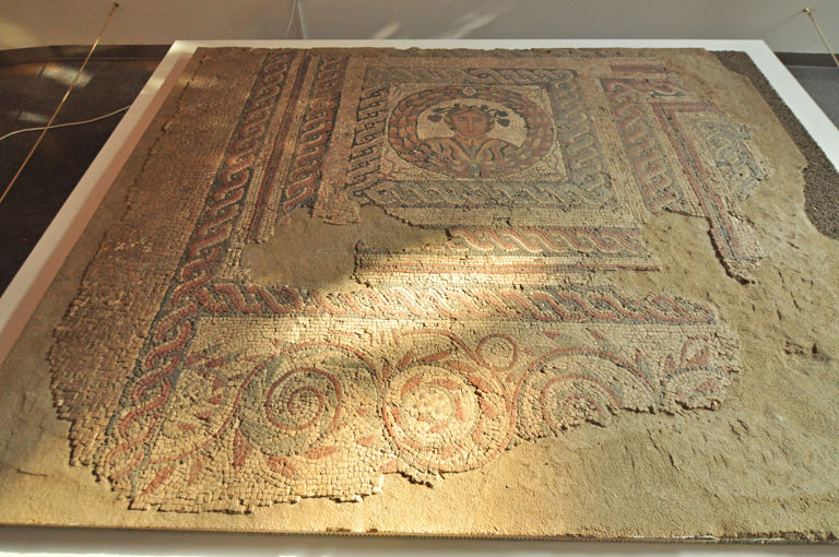 Image for: Historia y transformación urbana